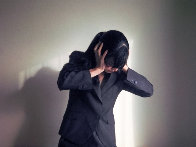 病気で借金地獄、死にたい